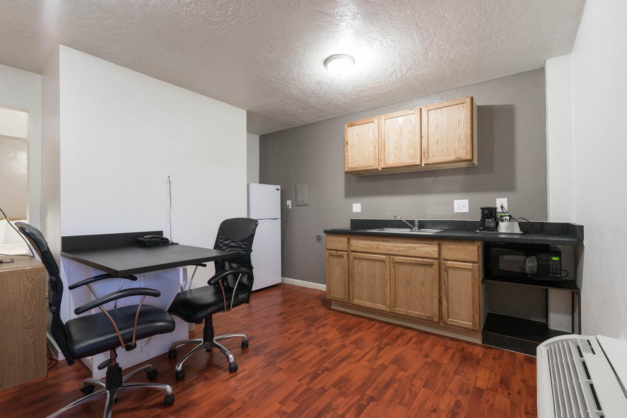 Little Suites Provo Extended Stay Eksteriør billede